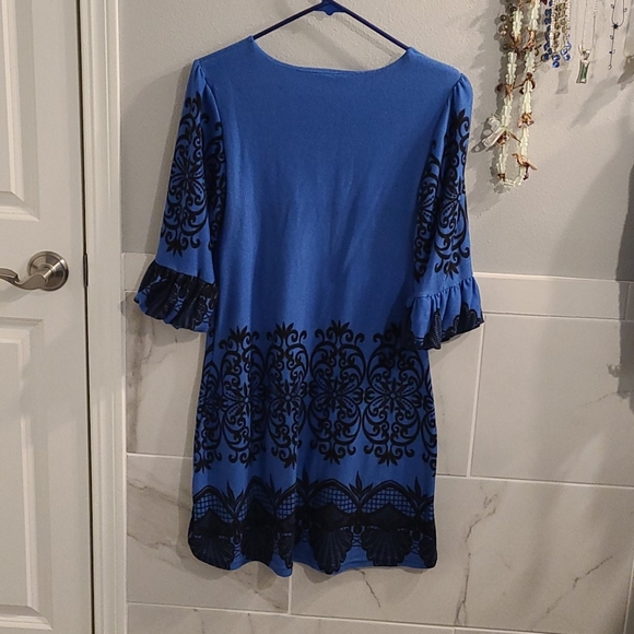 Dress - Picture 2 of 2